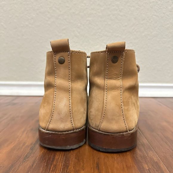 J.L. POWELL "The Sporting Life" Tan Nubuck Leather Chukka Boots - Picture 5 of 9